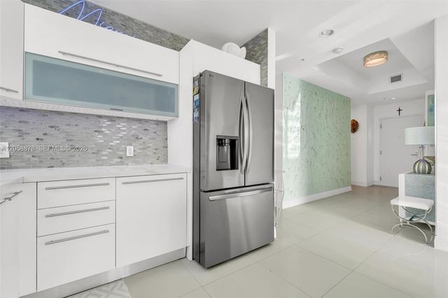 7930 East Dr 1408, North Bay Village, FL 33141
