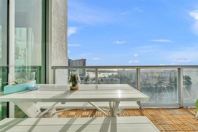 7930 East Dr 1408, North Bay Village, FL 33141