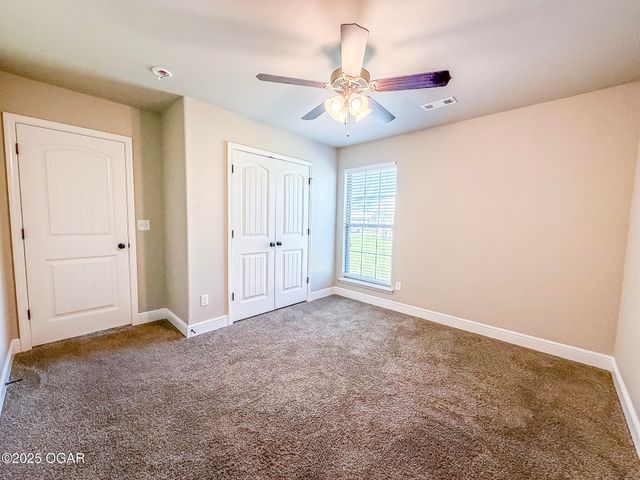 815 Delaney Drive, Carl Junction, MO 64834