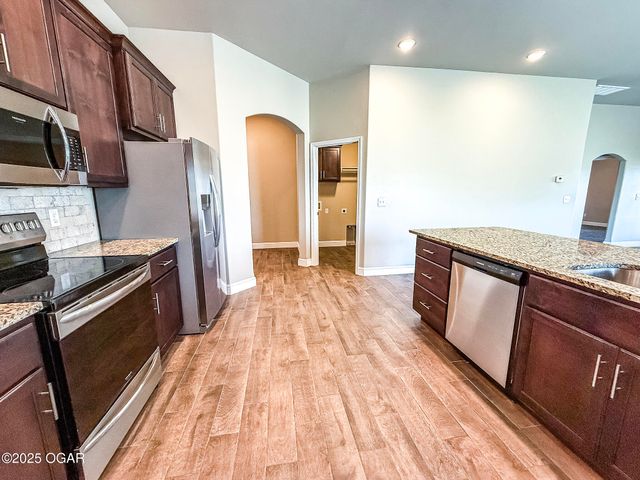 815 Delaney Drive, Carl Junction, MO 64834