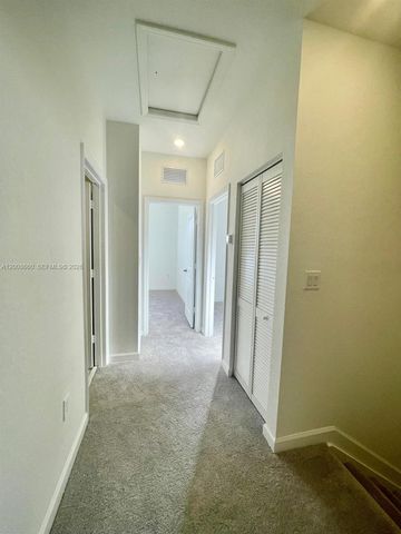 2882 SE 26th Terrace, Homestead, FL 33035