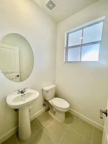 2882 SE 26th Terrace, Homestead, FL 33035