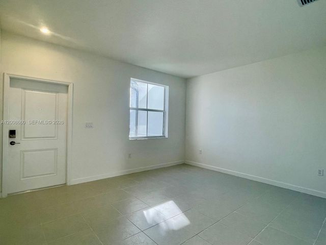 2882 SE 26th Terrace, Homestead, FL 33035