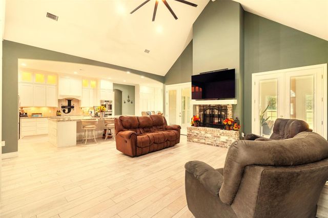 110 Dogwood Lane Lane, Lumberton, TX 77657