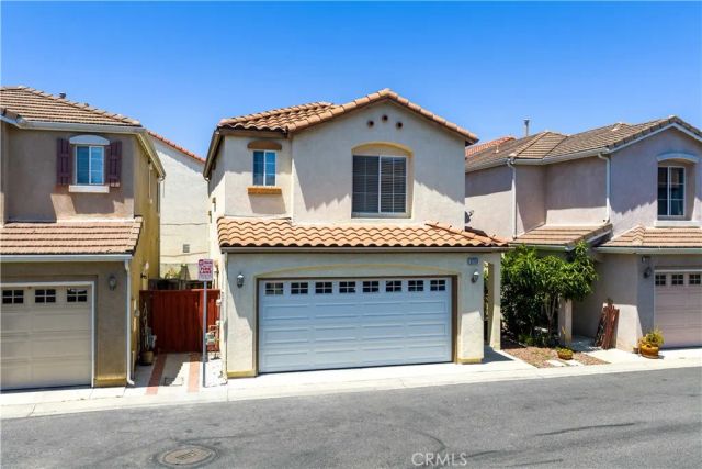 3259 Garden Lane, Hawthorne, CA 90250