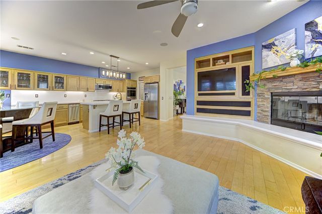 32185 Bandelier, Winchester, CA 92596