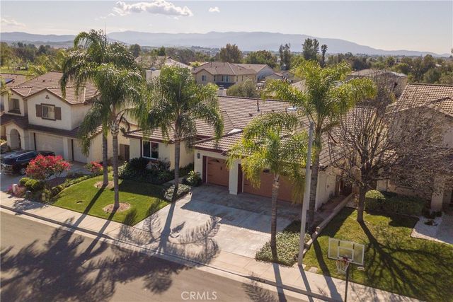 32185 Bandelier, Winchester, CA 92596