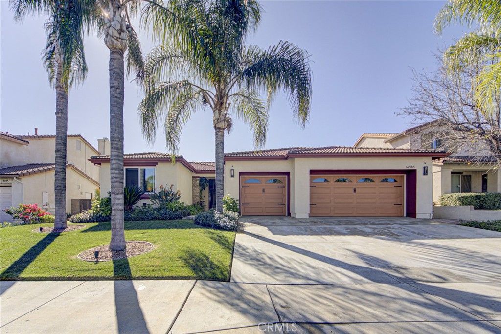 32185 Bandelier, Winchester, CA 92596