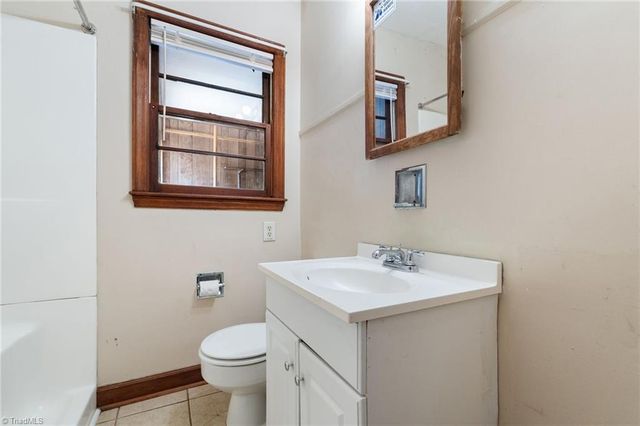 6111 Phelps Circle, Winston-salem, NC 27105
