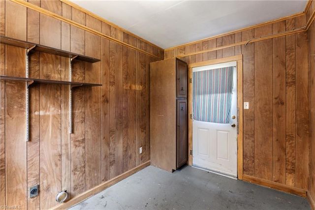 6111 Phelps Circle, Winston-salem, NC 27105