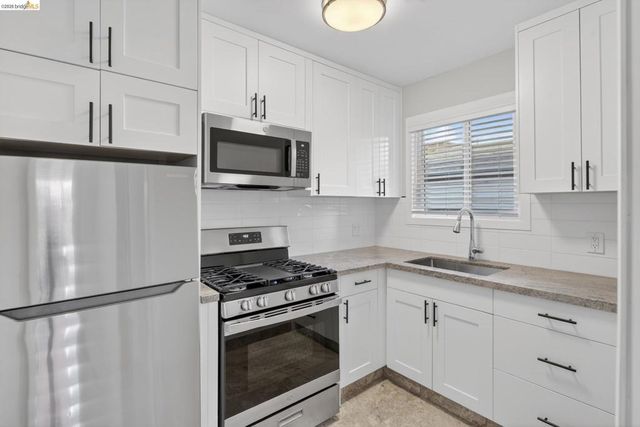 1929 Haste St, Berkeley, CA 94704