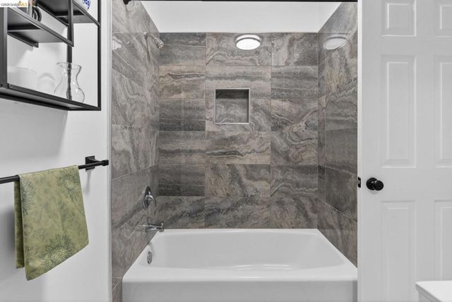 1929 Haste St, Berkeley, CA 94704