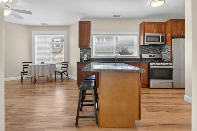 1929 Haste St, Berkeley, CA 94704