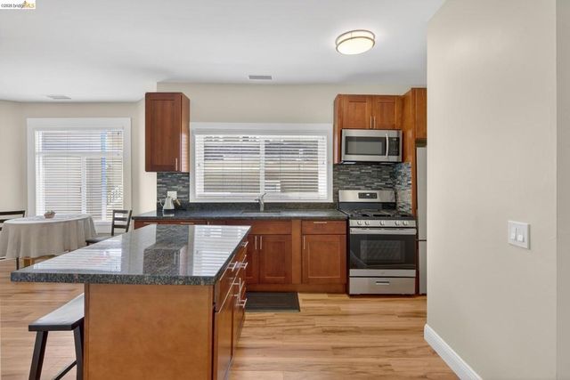 1929 Haste St, Berkeley, CA 94704