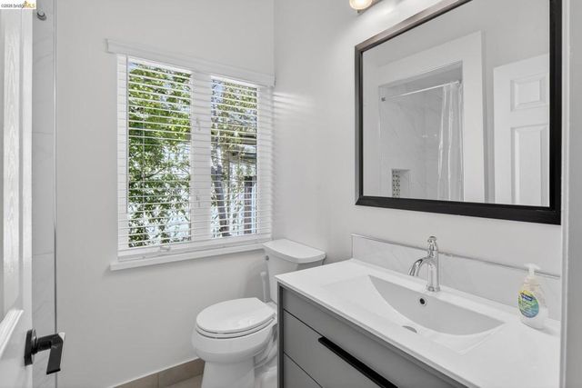 1929 Haste St, Berkeley, CA 94704