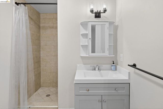 1929 Haste St, Berkeley, CA 94704