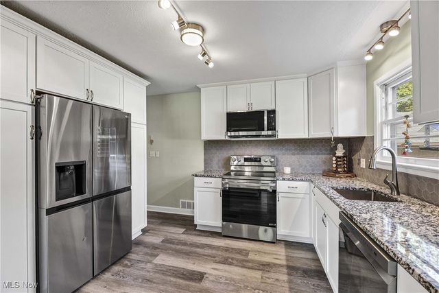 1454 Diana Drive, Brunswick, OH 44212