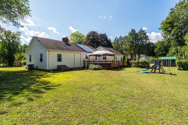 64 Dohm Avenue, Guilford, CT 06437