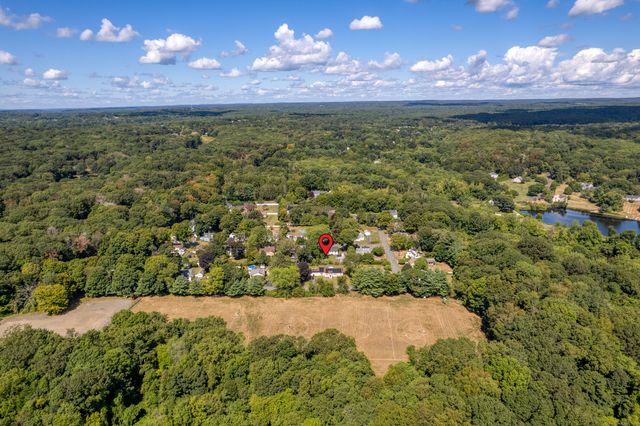 64 Dohm Avenue, Guilford, CT 06437