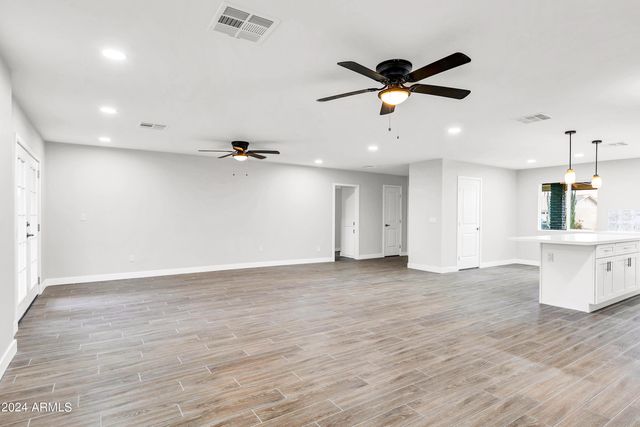 10602 W CUMBERLAND Drive, Sun City, AZ 85351