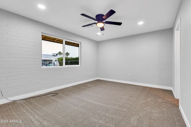 10602 W CUMBERLAND Drive, Sun City, AZ 85351