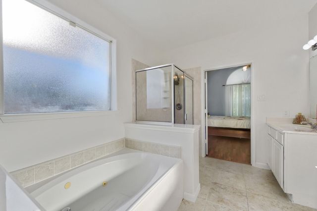 1409 Cottage Cove Court, Seabrook, TX 77586