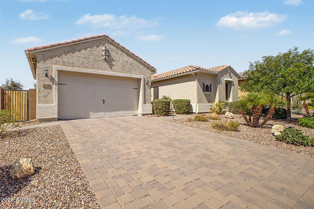 2730 E INDIAN WELLS Drive, Gilbert, AZ 85298 — photo 2