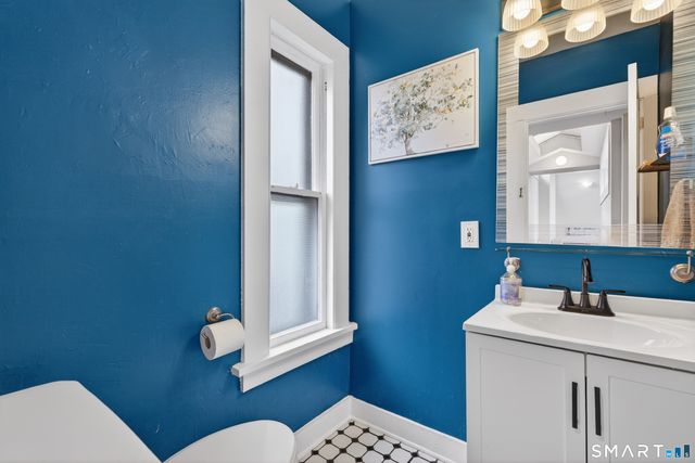 72 Mansfield Street, New Haven, CT 06511