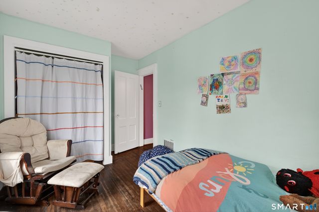 72 Mansfield Street, New Haven, CT 06511