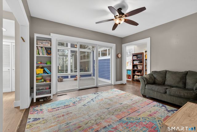 72 Mansfield Street, New Haven, CT 06511