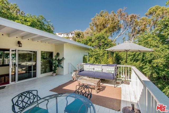 1342 Miller Drive, West Hollywood, CA 90069