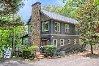 402 Holly Hill Drive, Blairsville, GA 30512