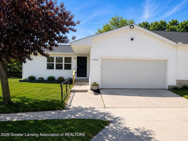 1000 Samantha Avenue, Lansing, MI 48910
