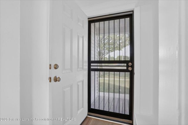 1000 Samantha Avenue, Lansing, MI 48910