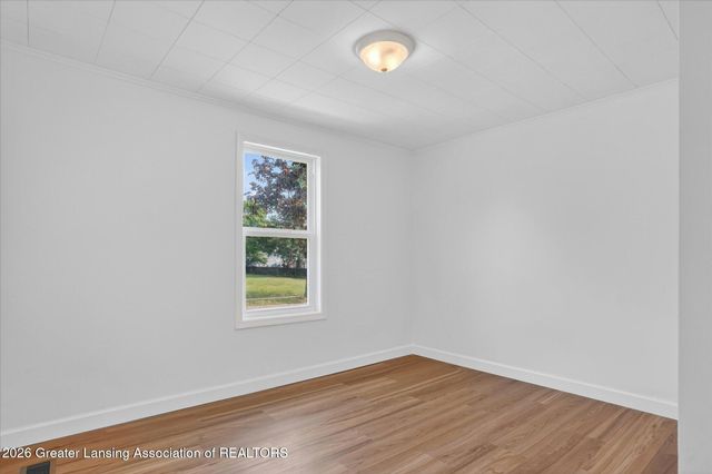 1000 Samantha Avenue, Lansing, MI 48910