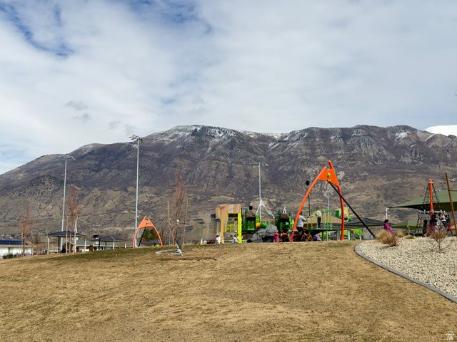 827 N 960 W, Pleasant Grove, UT 84062