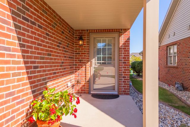 1762 Lockspur Way, Normal, IL 61761