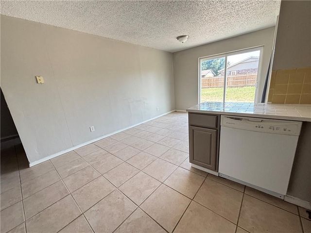 705 & 707 S 24th Street, Rogers, AR 72756