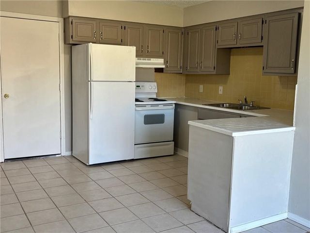 705 & 707 S 24th Street, Rogers, AR 72756