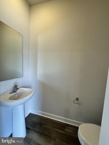 75 CONTINENTAL WAY, Bridgeport, PA 19405