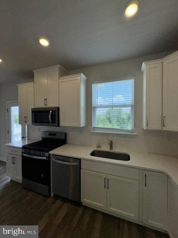 75 CONTINENTAL WAY, Bridgeport, PA 19405