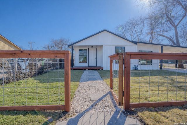 3206 La Rosa, San Antonio, TX 78211