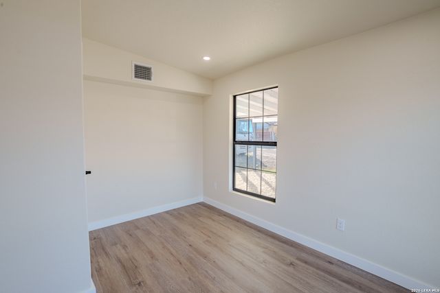 3206 La Rosa, San Antonio, TX 78211