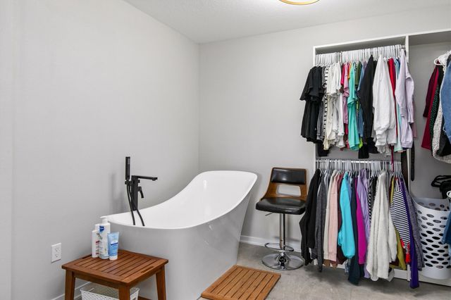 1401 Timber Ridge Drive, Norwalk, IA 50211