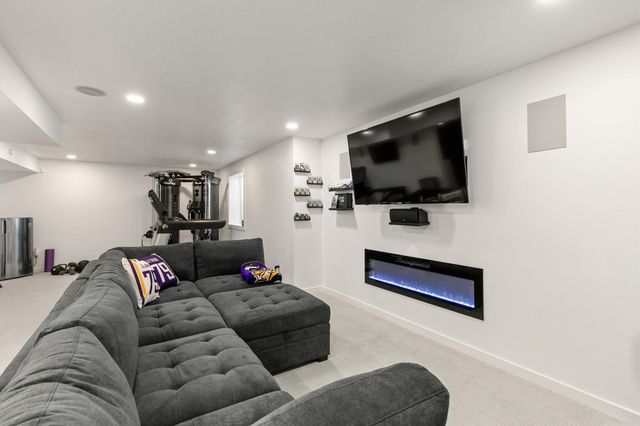 1401 Timber Ridge Drive, Norwalk, IA 50211