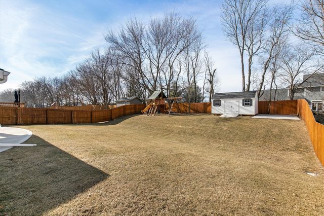 1401 Timber Ridge Drive, Norwalk, IA 50211