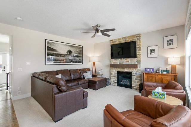 1401 Timber Ridge Drive, Norwalk, IA 50211