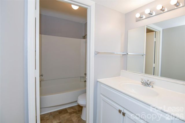 2012 Stoney Point Lane 77, Charlotte, NC 28210