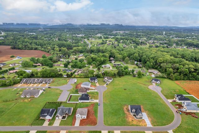 201 Lookout Dr, Winchester, TN 37398