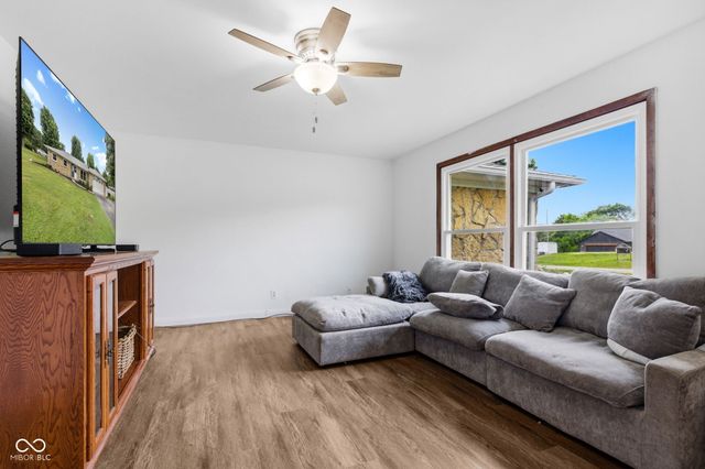 6206 Catalina Drive, Indianapolis, IN 46259